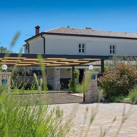 Lori Holiday home Porec